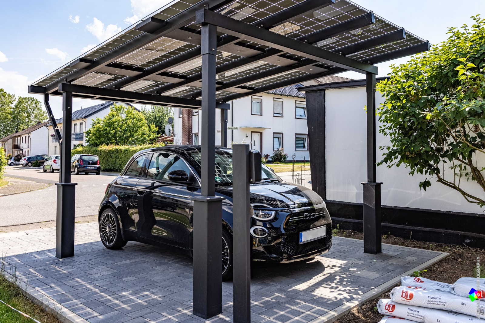 Solar Carport Wallbox